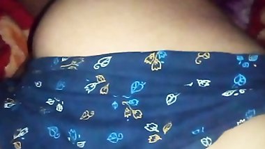 Newly unsatisfied Muslim Bhabhi dever ka lund chustey hui ( Meri Chuchiya dabao dever ji )Hindi Hot sex Muslim Bhabhi