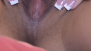 Up Close To Amateur Mia&rsquo;s Pussy