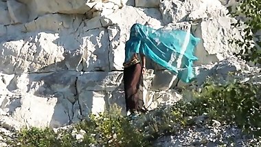 Dance improvisation on the Rock