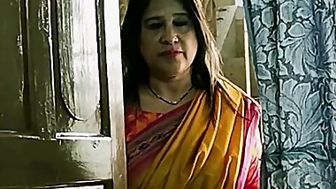 Bengali Milf Aunty vs College boy!!