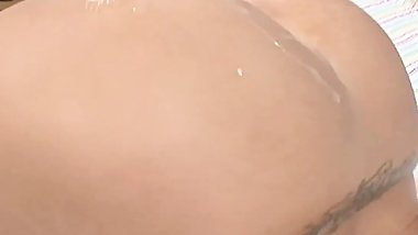 Blonde PAWG Mackenzee Pierce gets down for a stiff pole