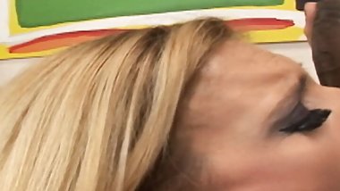 Blonde stunner Daryl Hanah is addicted to huge black cocks