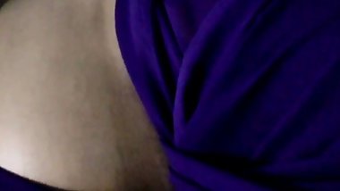 Indian Aunty does cam show and dirty talk &ndash; pregnant
