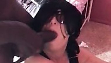 Sexy Granny is so nasty but classy - MommaScarlet