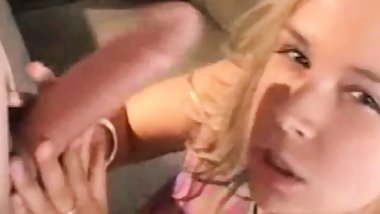 The Most Erotic and Relaxing Outdoor Handjob With Cum