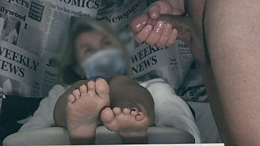 The impotent guy tried to jerk off his limp dick on his girlfriend's feet, but could not &ndash; CFNM