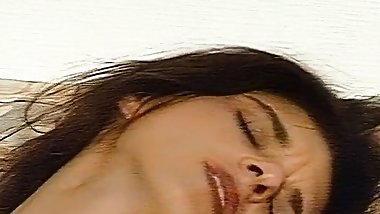 Pizza Toni bnumst die kleine Kellnerin nach Feierabend