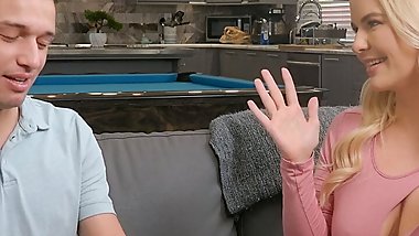 Never Have I Ever With Busty Blonde Babe Slimthick Vic