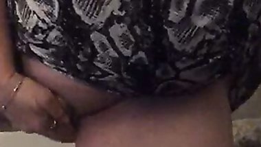 Granny fucks her pussy hard with a big dildo