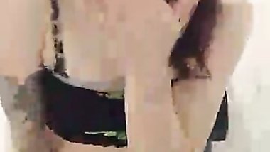 Wifey&rsquo;s sexy ass dancing