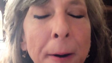 Sexy Milf Marie Sucks WONDERFULLY