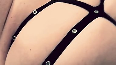 BBW PAWG CurvyVera&rsquo;s sexy big ass in leather