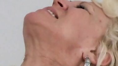 Blonde gets her pussy licked and then fucked