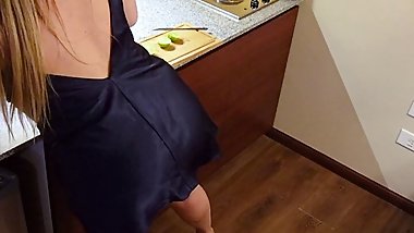 Big Ass Latina Stepmom Got Fucked In The Kitchen