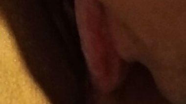 Cheating wife got a wet pussy after her lover licked her pussy