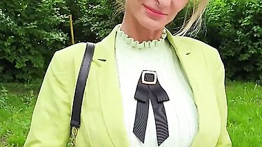 Slim MILF with hungry pussy