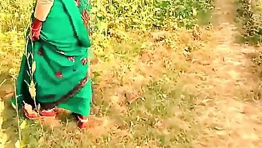 Sarso Ke Khet Me Chudai Indian Khet Sex  Desi Video In Hindi