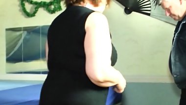 Oma Uschi ist ein Luder!