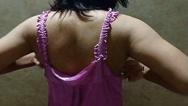 Indian 45 years old desi aunty big hairy pussy hole