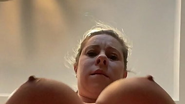 Wetmom38 fucking pussy to orgasm with dildo