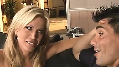 An old milf takes a dick hard then squeezes its out on chest