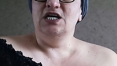 Vends-ta-culotte - Anal tutorial by a MILF for virgin man