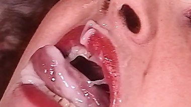 Behaarte deutsche milfs lutschen gerne den saft aus