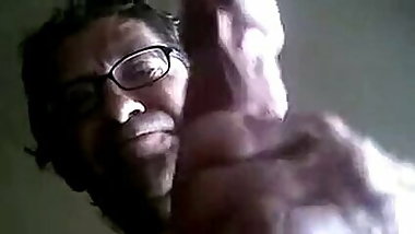 Mcobraxxl &ndash; monster dick handjob