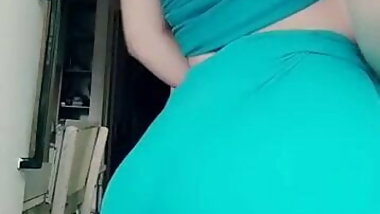 sexy ass dancing on camera