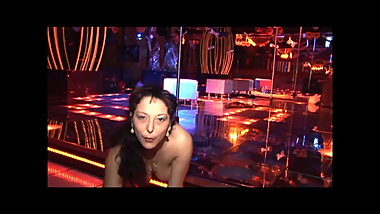 Double Penetration of an Italian Milf