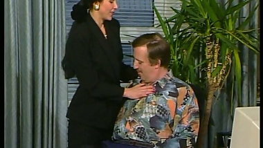 Nur ein Tag im buero, der Chef darf alles! Arschfick