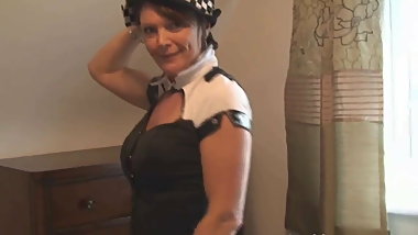 UK MILF Slut