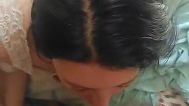 Beautiful amateur Russian milf suck dick