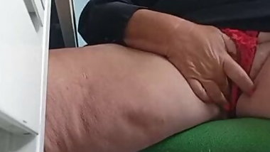 my italian teacher sends a video of her while at home