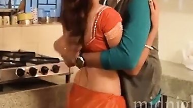 Bhaiya Ki Hot Wife Ke Sath Kichan Me Kari Jabardast Chudai