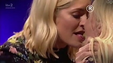 Holly Willoughby and Ferne Cotton tongueing