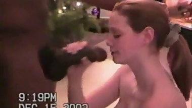 BEAUTY GETS BLACK FOR X-MAS !