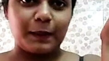 Indian mom making hot video for   son