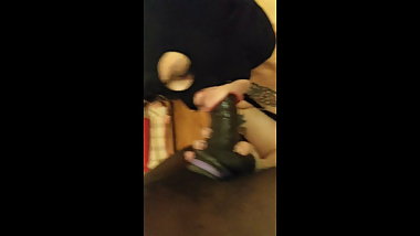 Je baise la gorge de cette chienne