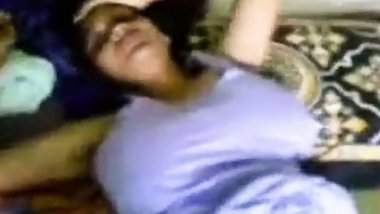 Big boobs Indian aunty fucked in bedroom