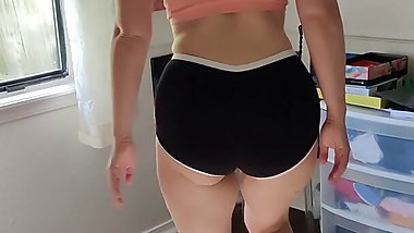 Aurora Willows stepper workout toning my buns