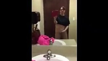 I&rsquo;m masturbating