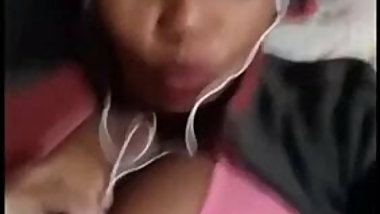 NEGRA  GORDA LENI MUY PUTA