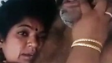 Desi Indian Aunty Giving Blowjob To Her Husband