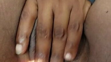 Shaved Jamaican pussy