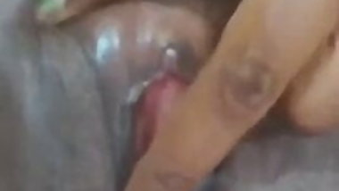 PNG thick mama play with kan