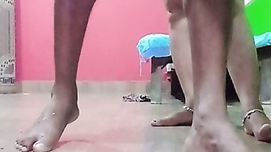 DESI MOTHER KI BUR KA RASDAR PANI .