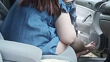 Dogging wife cheats on her husband and sucks stranger&rsquo;s big cock