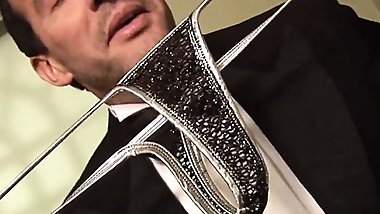 Busty Ebony Princess in Search of Real Love!!