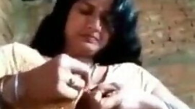 Bhabhi ne dikhai apni puri body and mene record kar liya